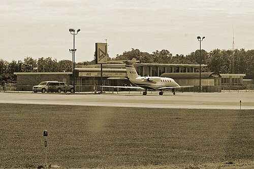Southwest Michigan Regional Airport (BEH)