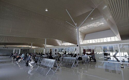 Brangbiji Airport (SWQ)