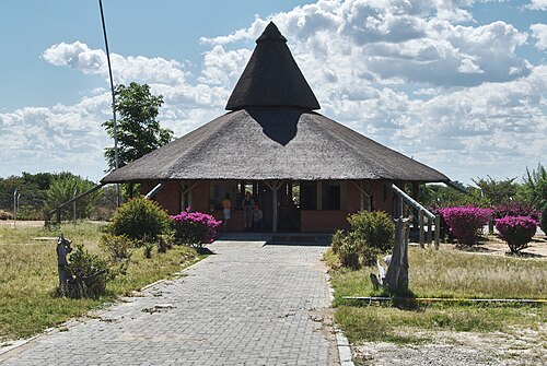 Shakawe Airport (SWX)