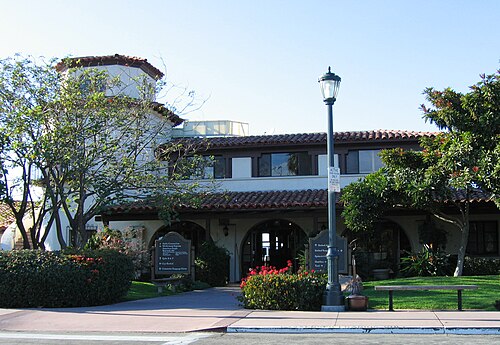 Santa Barbara Municipal Airport (SBA)