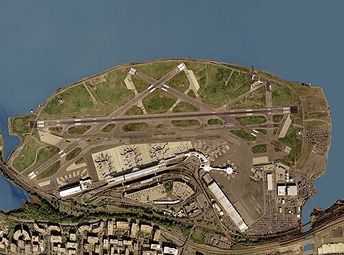 Ronald Reagan Washington National Airport (DCA)