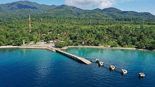 Pelabuhan Penyeberangan Waai