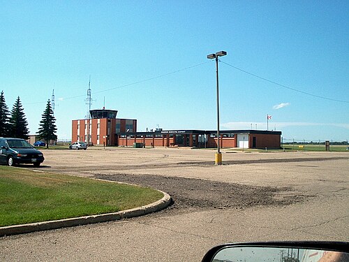 Brandon Municipal Airport (YBR)