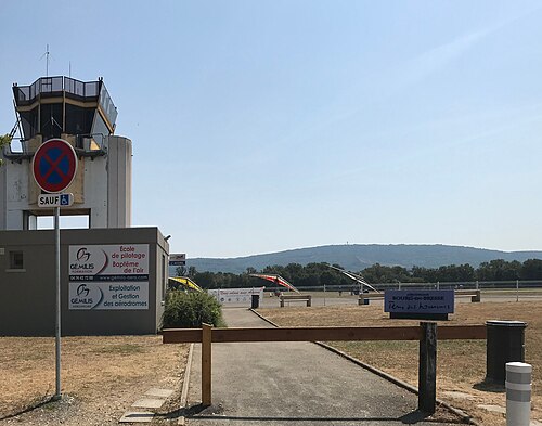Bourg – Ceyzériat Airport (XBK)