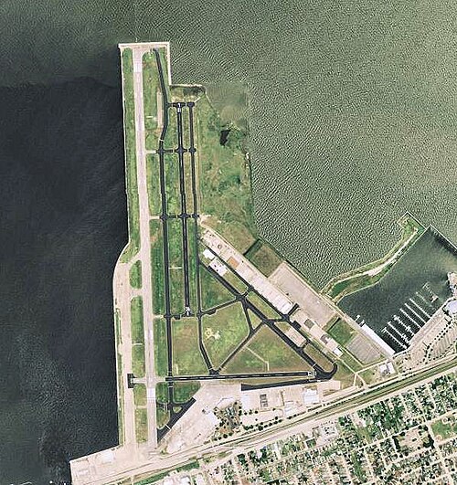 Lakefront Airport (NEW)
