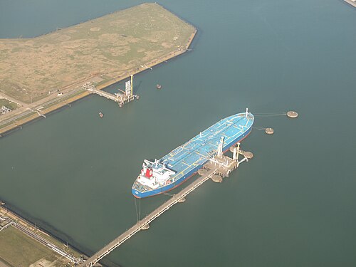 Vierde Petroleumhaven