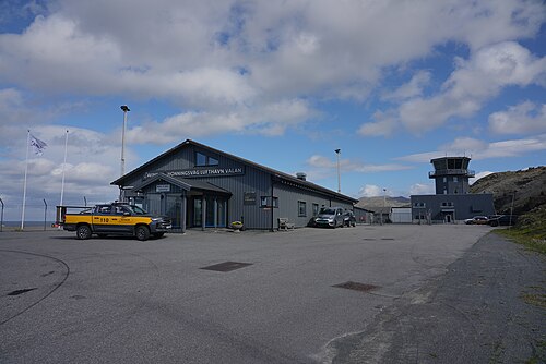 Honningsvåg Airport, Valan (HVG)