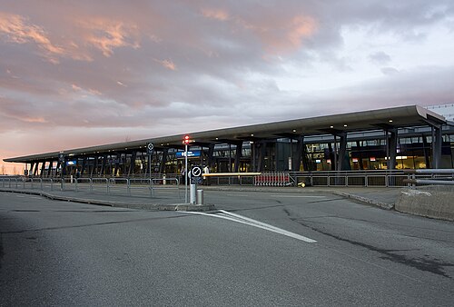 Trondheim Airport (TRD)