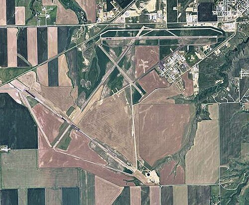 Lewistown Municipal Airport (LWT)