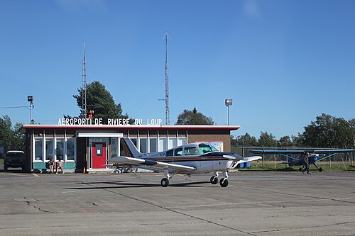 Rivière-du-Loup Airport (YRI)