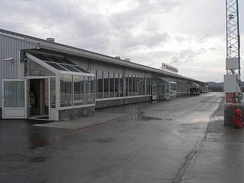 Kirkenes Airport, Høybuktmoen (KKN)