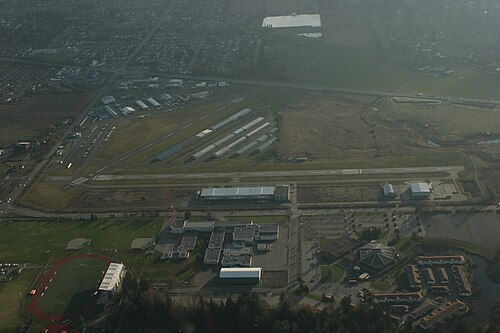 Langley Regional Airport (YLY)