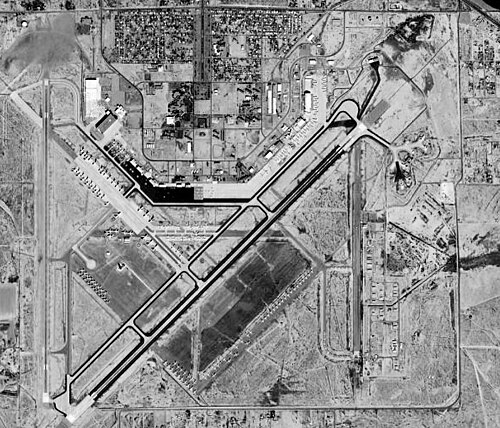 Roswell International Air Center (ROW)