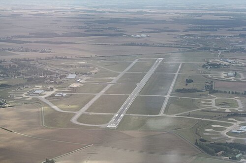 Évreux-Fauville Air Base (EVX)