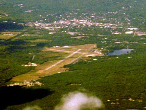 Dillant–Hopkins Airport (EEN)
