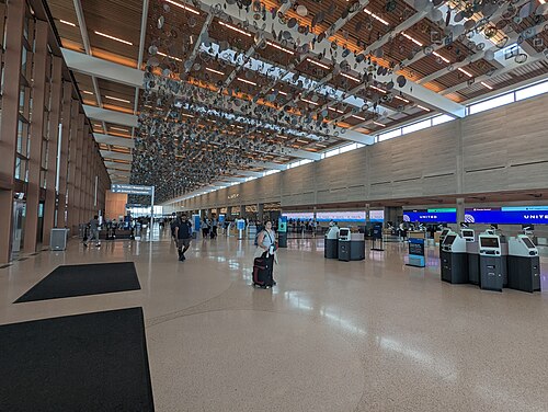 Kansas City International Airport (MCI)