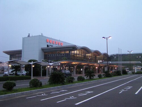 Nanki-Shirahama Airport (SHM)