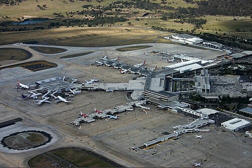 Melbourne Airport (MEL)
