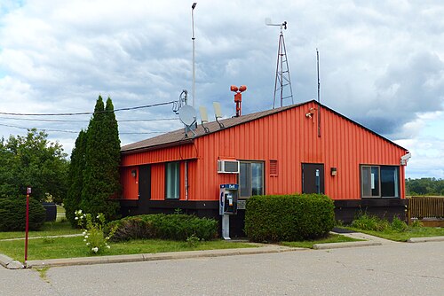 Maniwaki Airport (YMW)