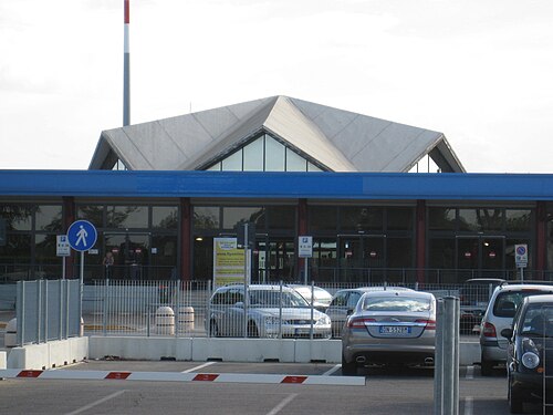 Forlì-Ravenna Airport (FRL)