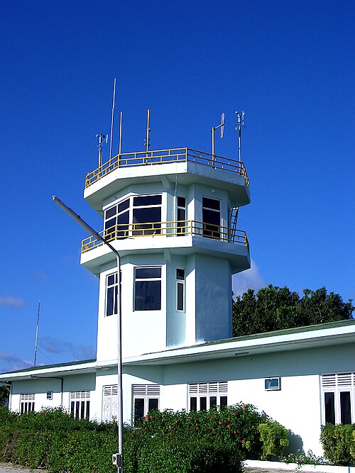 Kaadedhdhoo Airport (KDM)