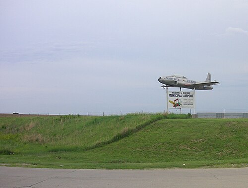 Beatrice Municipal Airport (BIE)