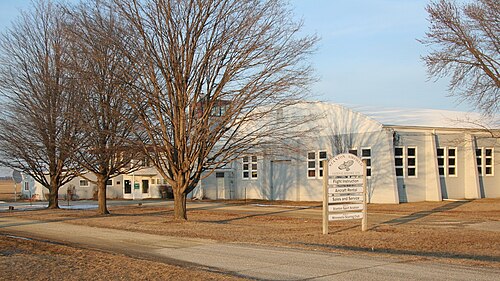 Stanton Airfield (SYN)