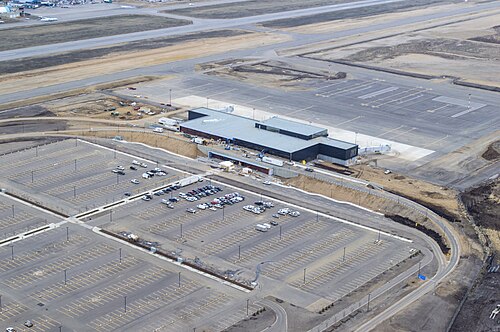 Fort McMurray International Airport (YMM)