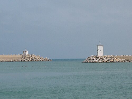 Ras El Ma Port