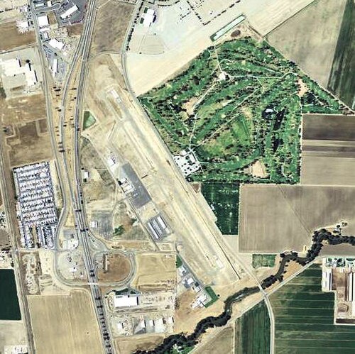 Mefford Field Airport (TLR)