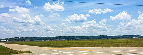 Spirit of St. Louis Airport (SUS)