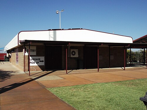 Carnarvon Airport (CVQ)