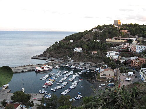 Port of Ustica