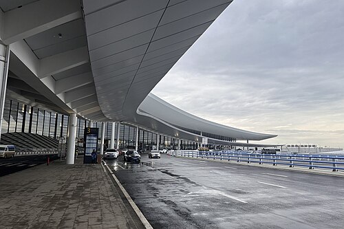 Ürümqi Tianshan International Airport (URC)