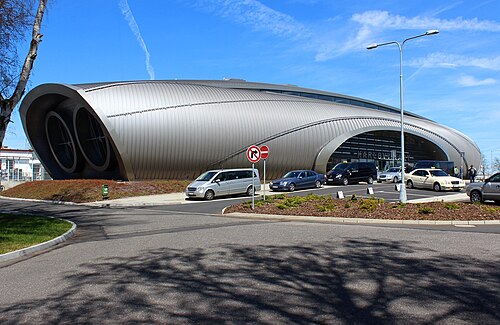Karlovy Vary Airport (KLV)