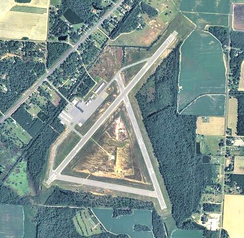 Moultrie Municipal Airport (MGR)