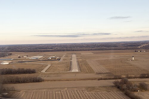 Philip Billard Municipal Airport (TOP)