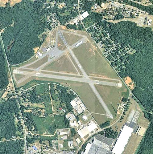 Macon Downtown Airport (MAC)