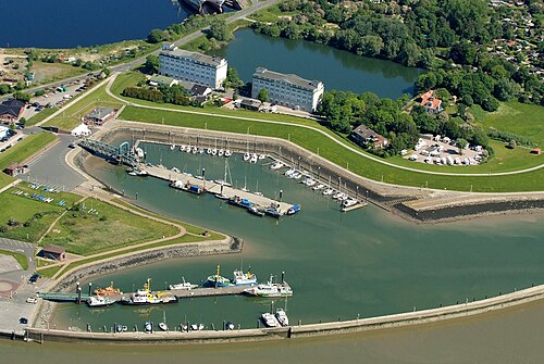 Flut- und Pontonhafen