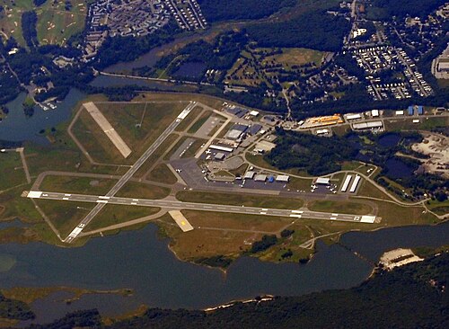 Groton-New London Airport (GON)