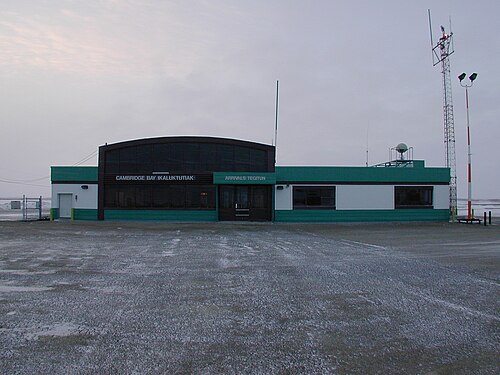 Cambridge Bay Airport (YCB)