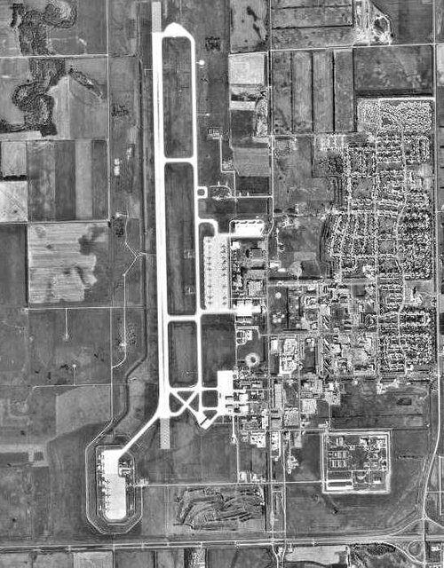 Grand Forks Air Force Base (RDR)