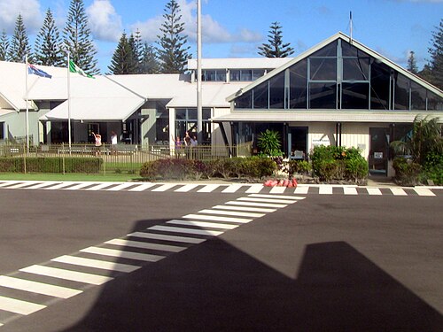 Norfolk Island Airport (NLK)