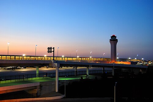 Detroit Metropolitan Wayne County Airport (DTW)