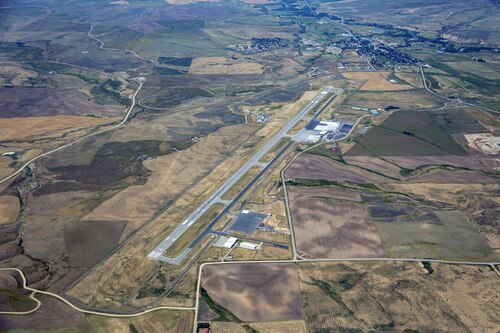 Yampa Valley Airport (HDN)