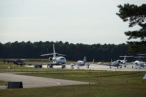 East Hampton Airport (HTO)