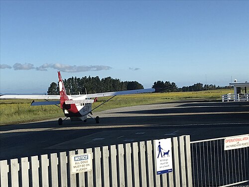 Takaka Aerodrome (KTF)