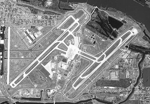 Bill and Hillary Clinton National Airport (LIT)