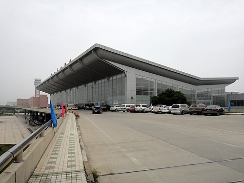 Lanzhou Zhongchuan International Airport (LHW)