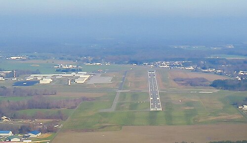 Easton Airport (ESN)